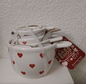 T.J.Maxx White and Red Heart Measuring Cups